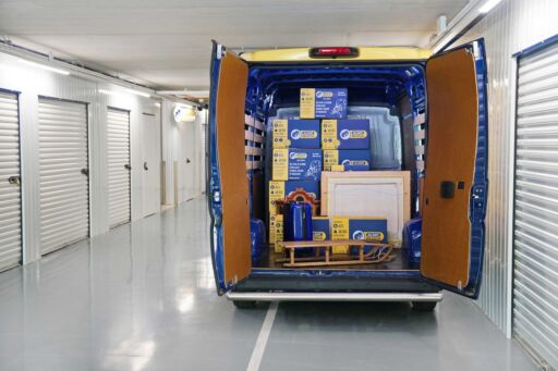 verhuisbus-open-scaled1